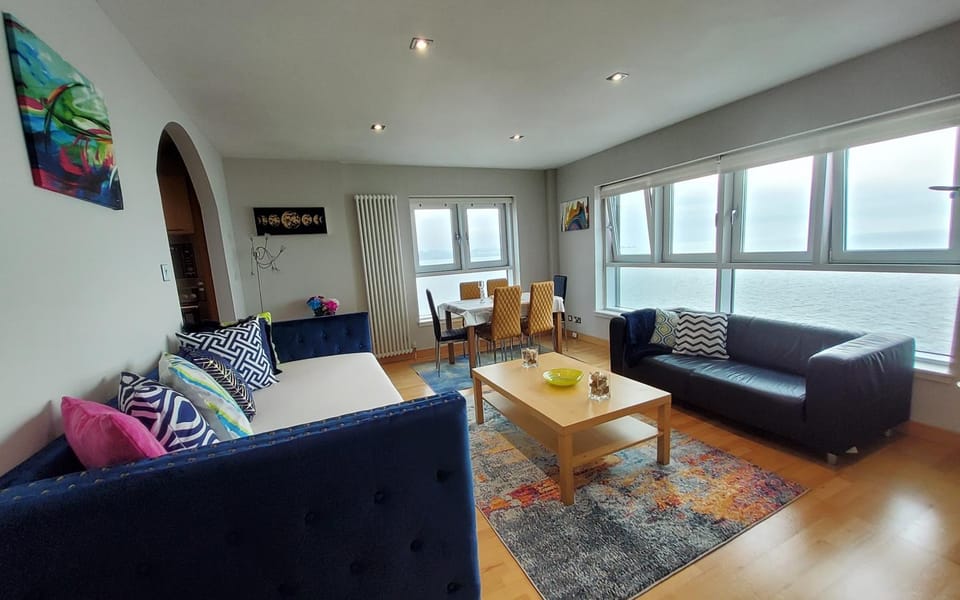 Living room, Photo of the whole room, Dining area, Sea view, Sea view