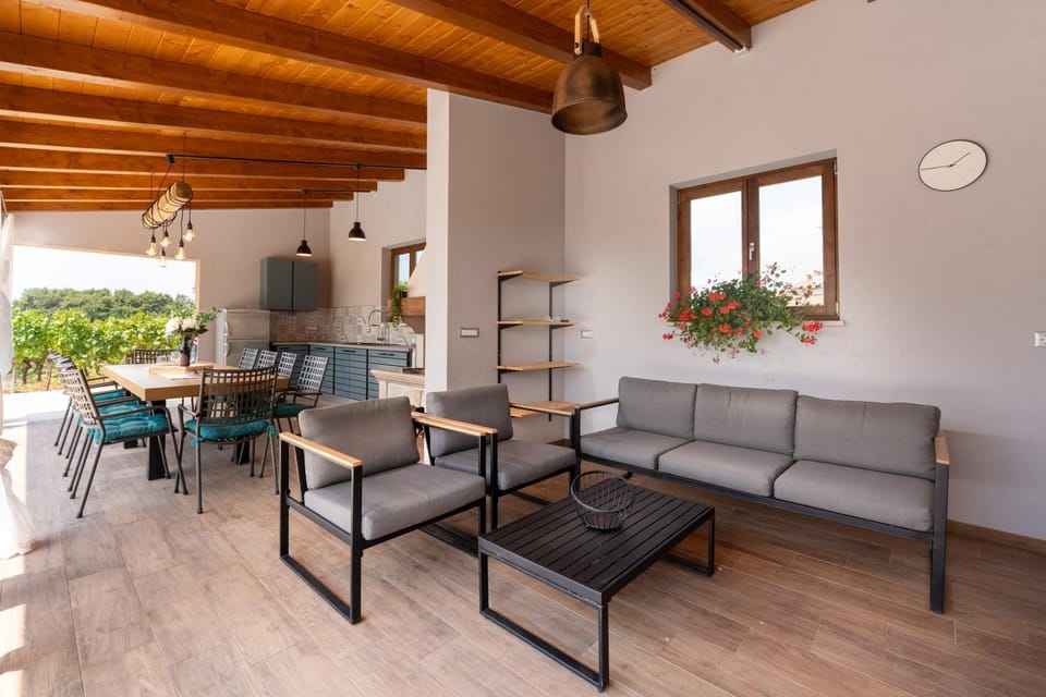Vitis Apartment Istra Apartment in Istria County