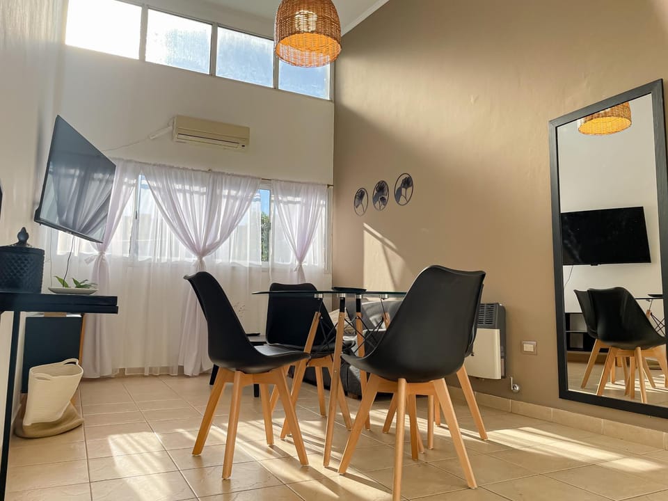 TV and multimedia, Dining area