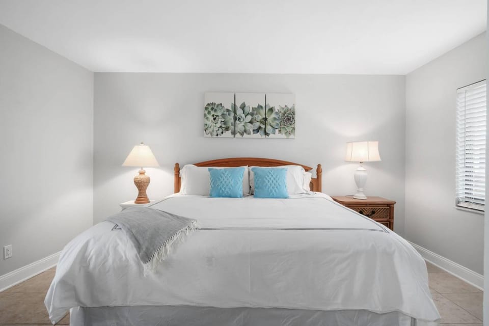 Riverside Club B606 House in Marco Island