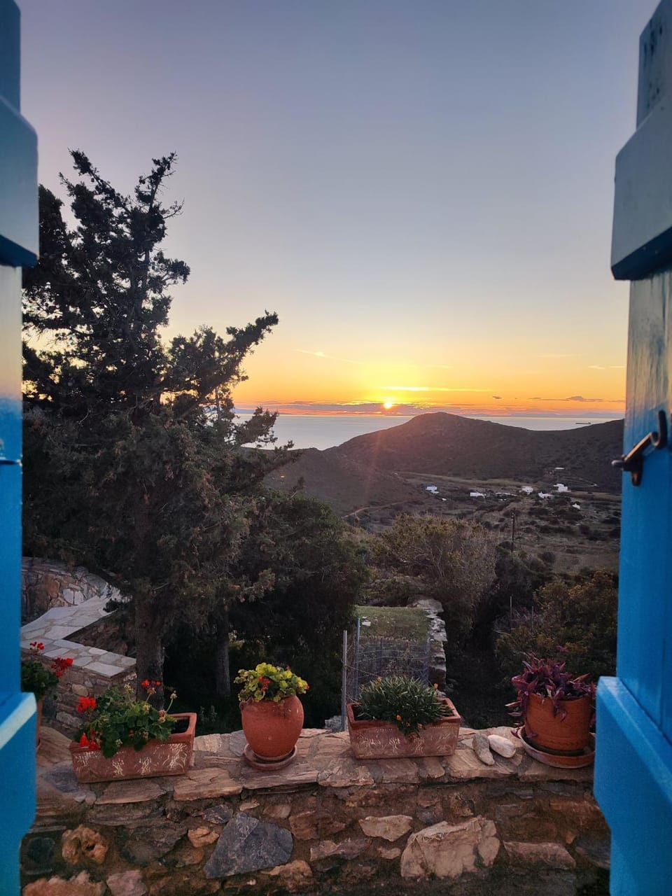 View (from property/room), Mountain view, Sea view, Sunset