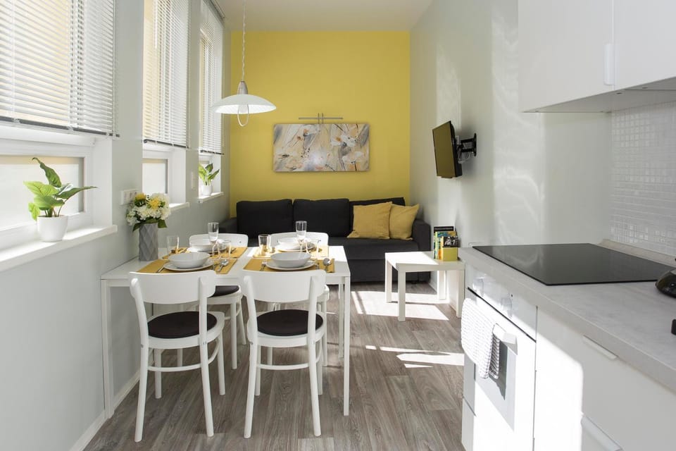 Living room, Seating area, Dining area
