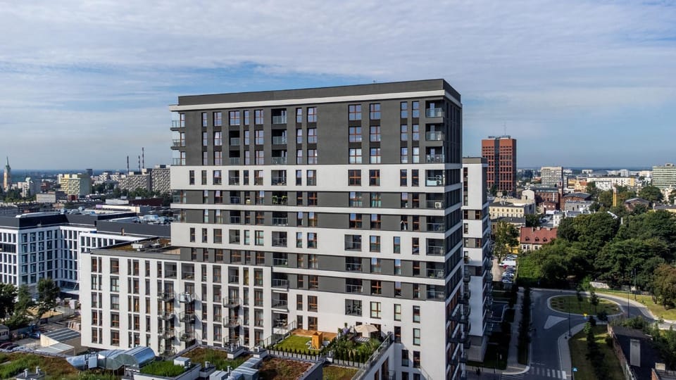 Property building, Neighbourhood, City view, Street view