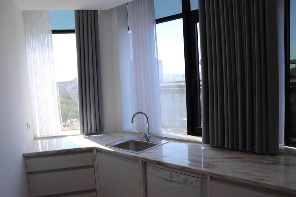 3 Bedrooms Central Apartment with garage by Great&Cosy Apartment in Porto