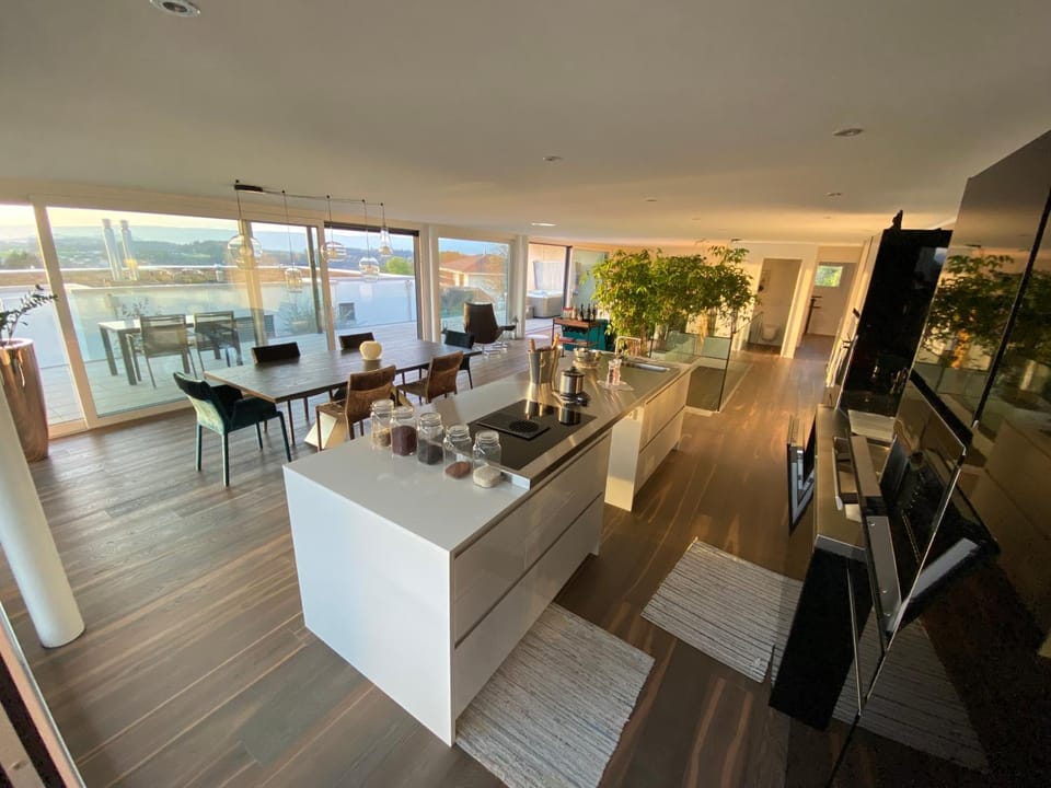 Luxusloft mit warmem Outdoor Whirlpool Apartment in Fribourg, Switzerland