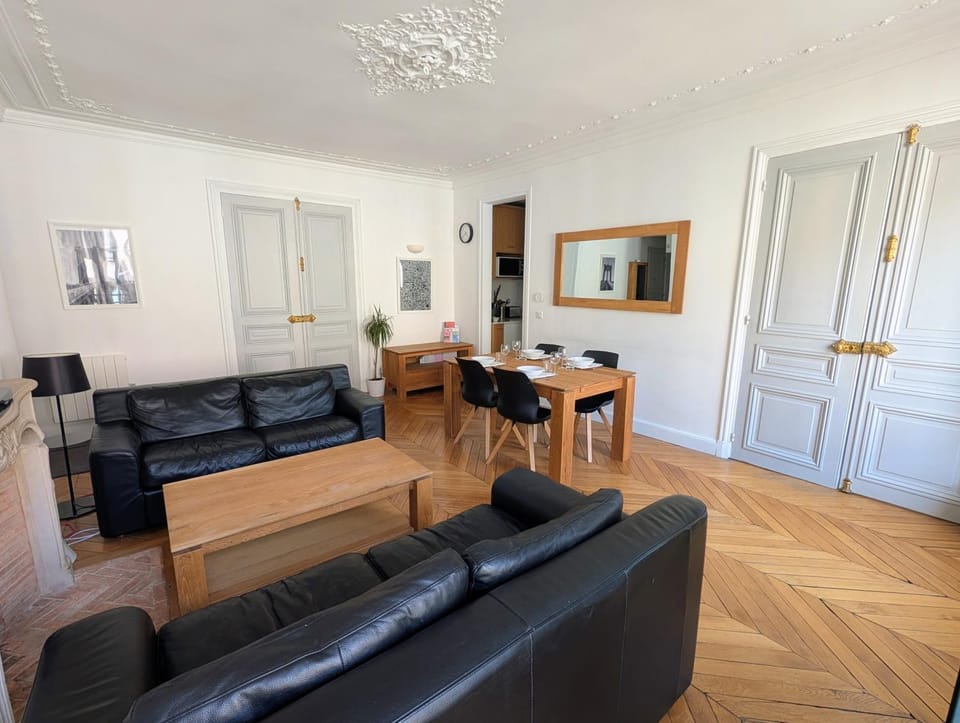 3 PIECES 4****, AU COEUR DU QUARTIER HISTORIQUE Apartment in Versailles