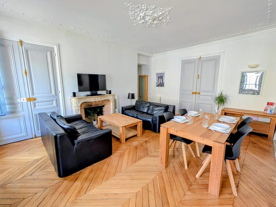 3 PIECES 4****, AU COEUR DU QUARTIER HISTORIQUE Apartment in Versailles