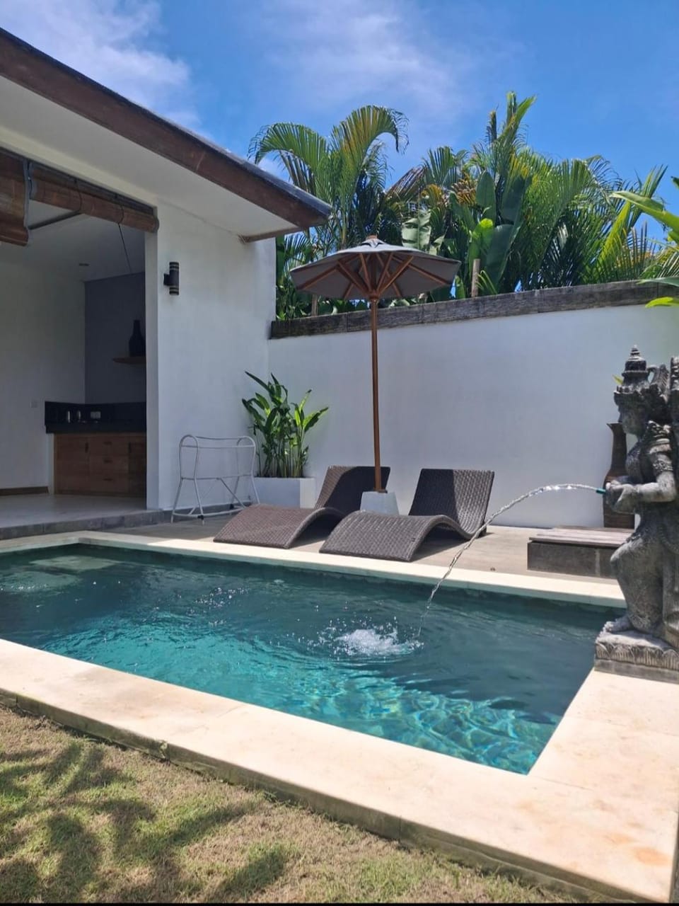 Pool view
