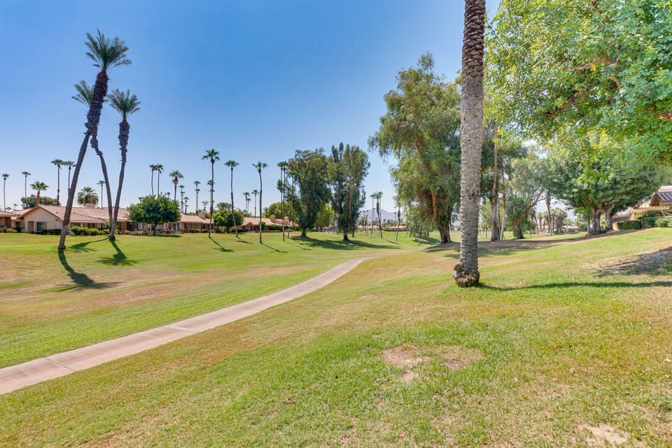 Sunny Pad w/ Patio & Pool Access in Palm Desert! House in Palm Desert