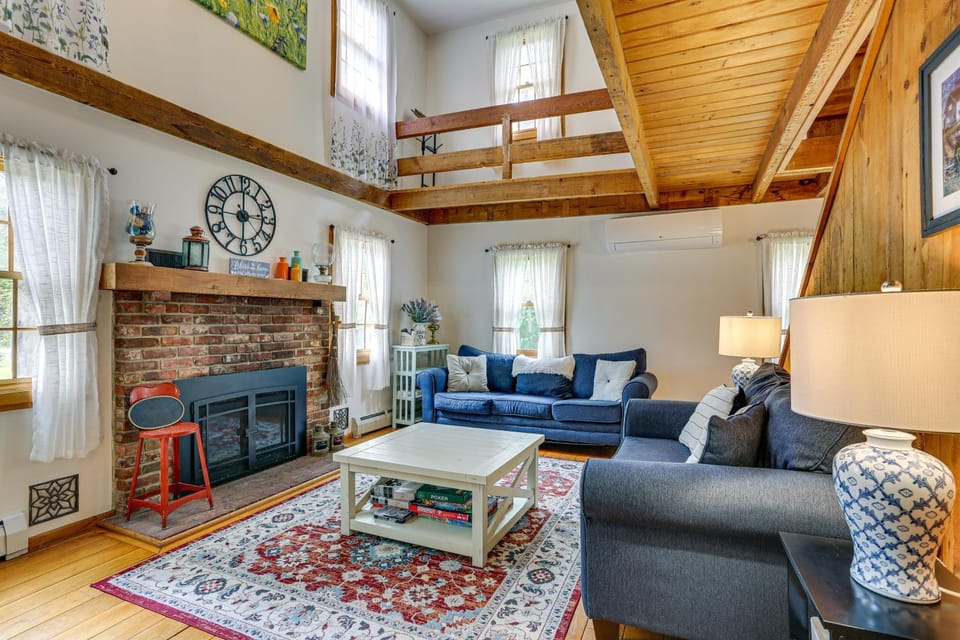 Game Room & Yard: Greentown Home Near State Park House in Pocono Mountains