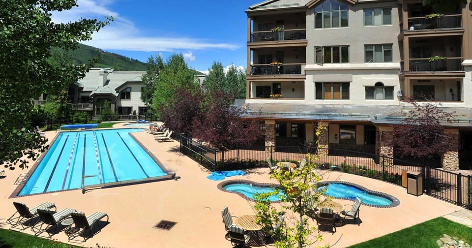 Property building, Swimming pool