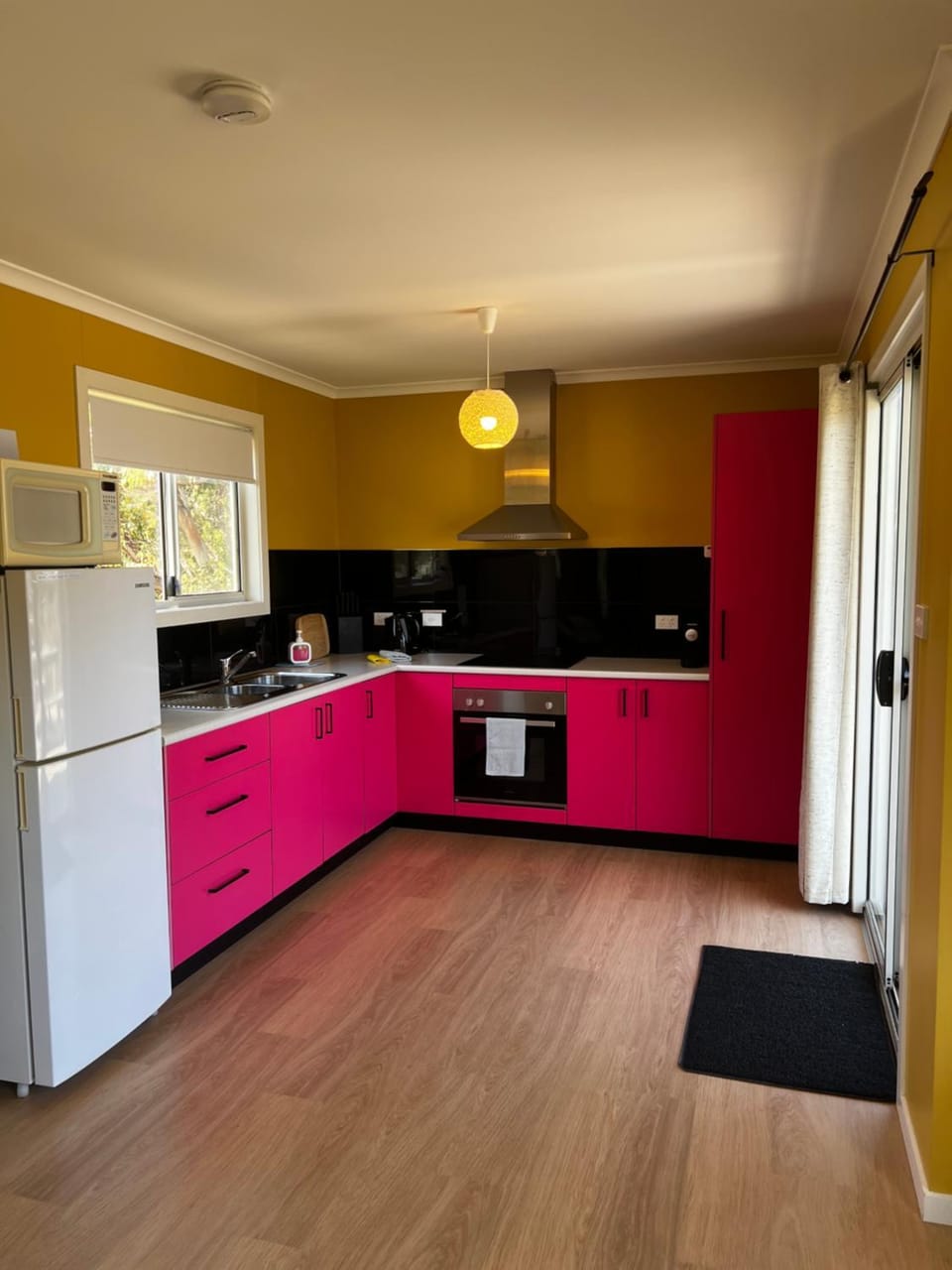 Kitchen or kitchenette, oven, stove