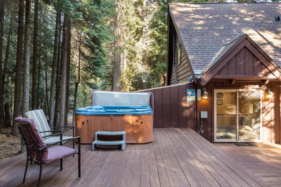 The Lazy Bear Lodge House in Lake Tahoe