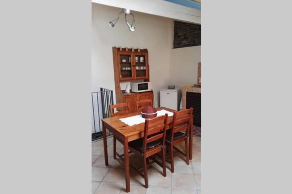 Alloggio per Vacanze a Isolabona Apartment in Liguria