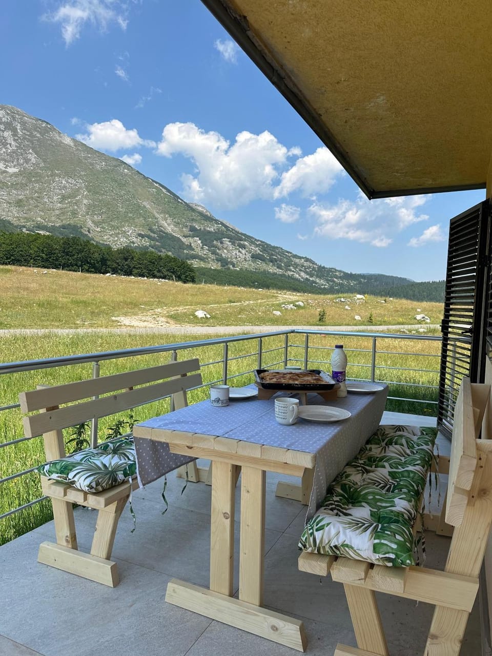 Natural landscape, View (from property/room), Mountain view