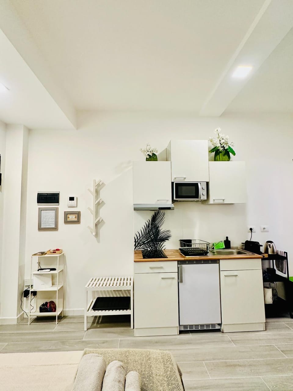 Kitchen or kitchenette