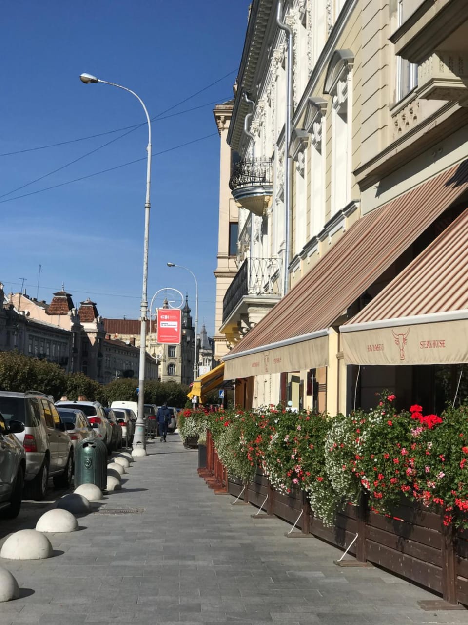 Property building, Street view