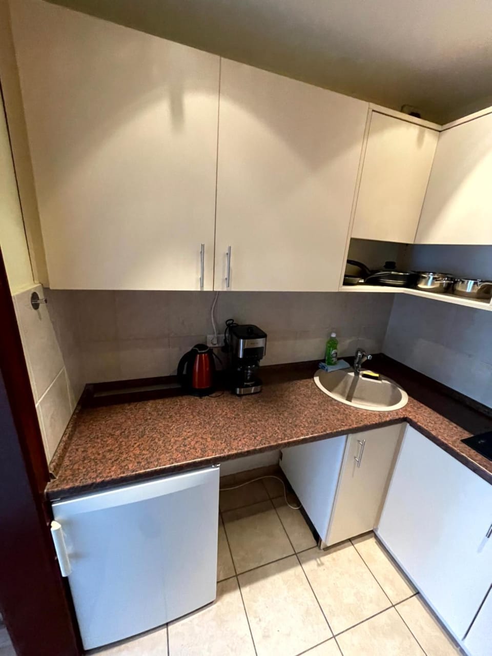 Coffee/tea facilities, Kitchen or kitchenette