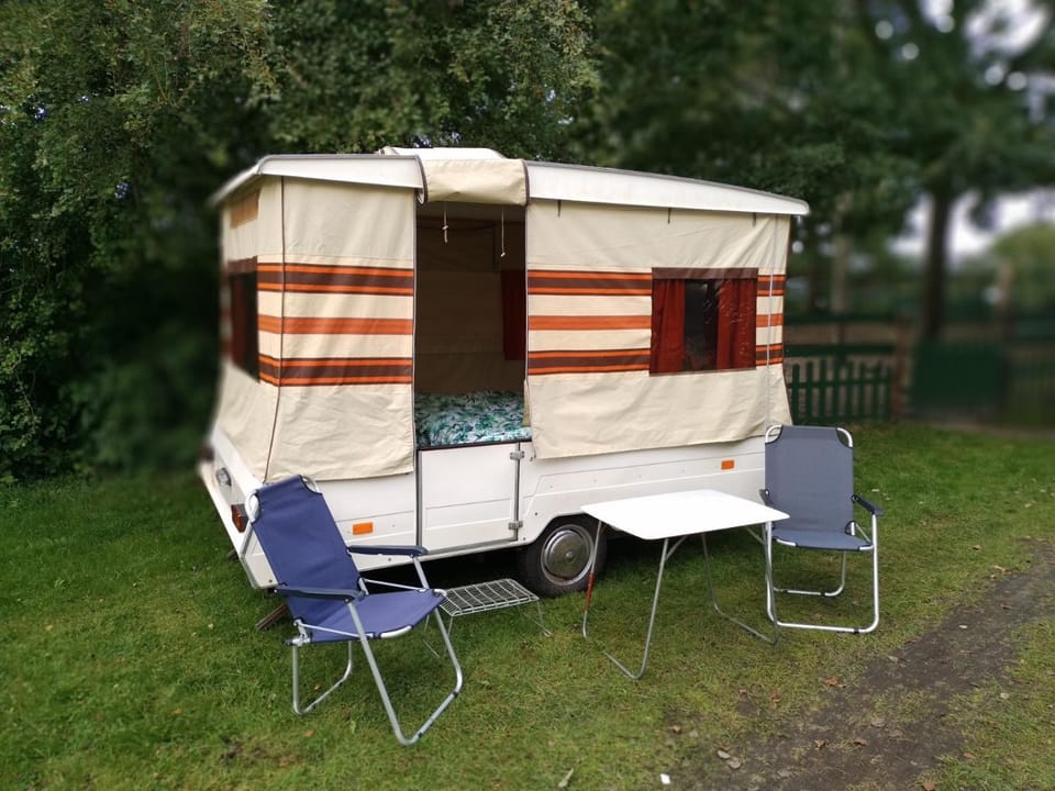 Retro Vouwwagen Luxury tent in Drenthe (province)