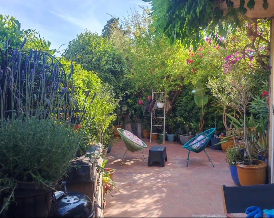 Maison de vacances à l'Ayguade classée 3 étoiles, climatisée,3mn à pied plage et restos ,5mn aéroport, 10mn gare House in Hyères