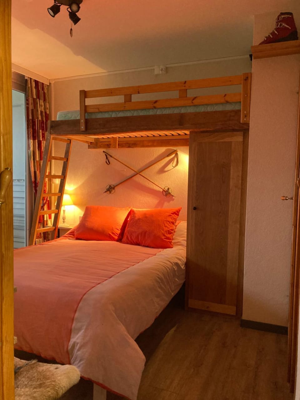 Bed, Photo of the whole room, Bedroom, bunk bed, wardrobe