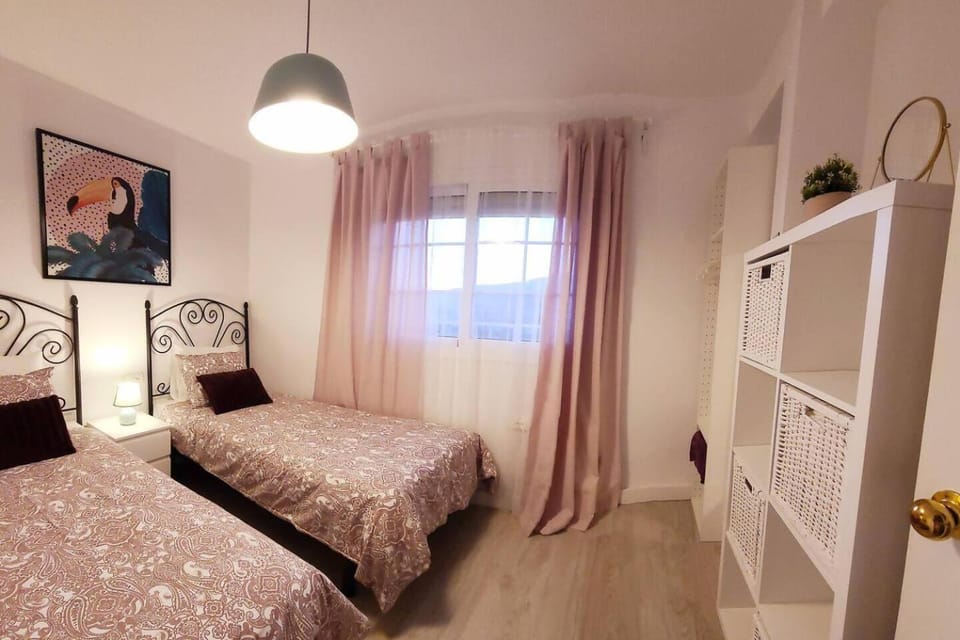 Apartamento Sol y Sur- Netflix y Parking Gratis Apartment in Almería