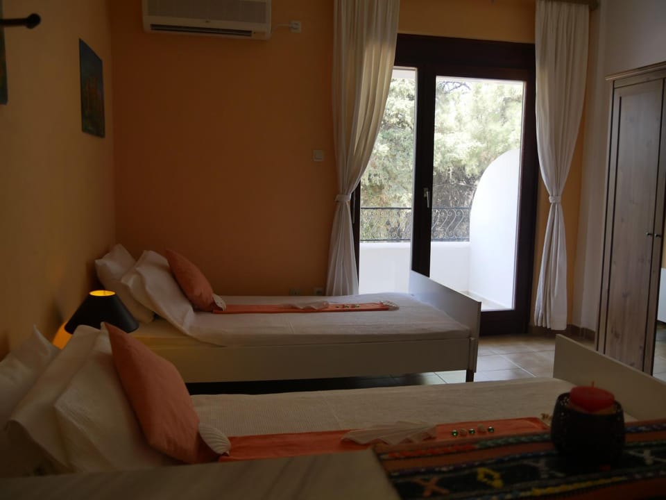 helios-rhodos-apartments Apartment in Rhodes, Greece