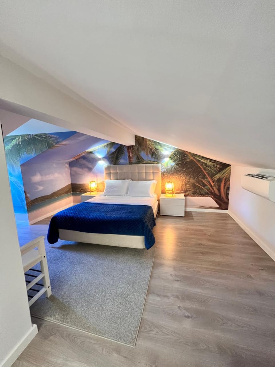 Bathroom, TV and multimedia, Bedroom, hair dryier, minibar, towels