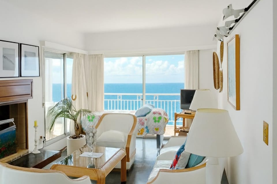 TV and multimedia, Living room, Sea view