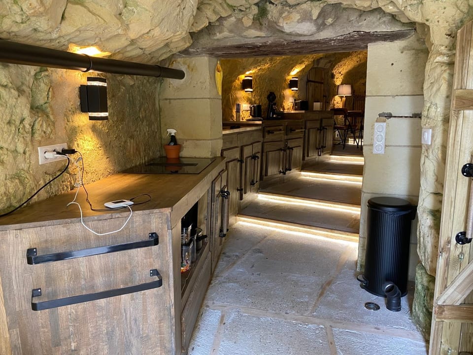 Le Tunnel du Moulin House in Centre-Val de Loire