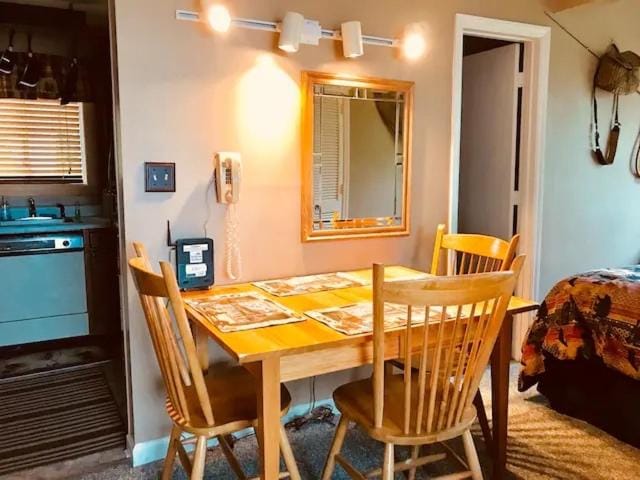 Come feel what it's like to relax at 4900' Apartment in Sugar Mountain