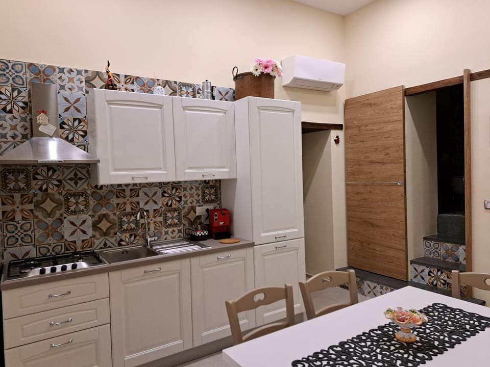 Dimora Lazzarella Apartment in Naples