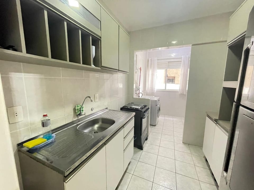 Apto a 30m da praia sobre shopping Atlântico Apartment in Camboriú