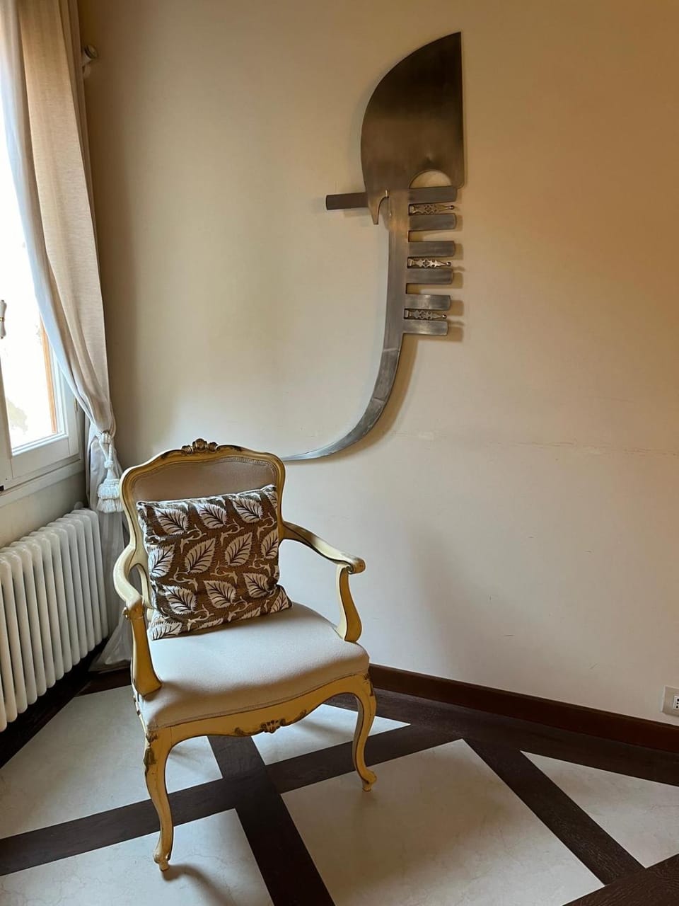 Living room, Decorative detail