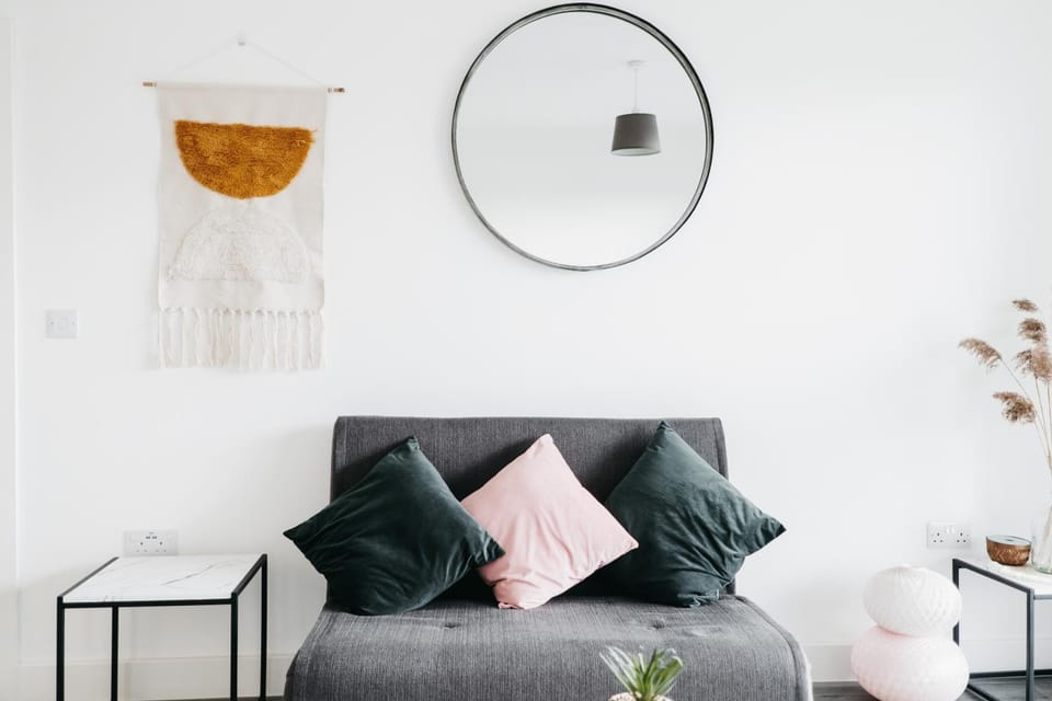 Living room, Seating area