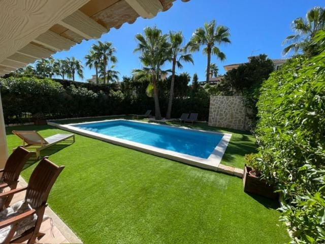 Casa Pinsa - Großzügiges mediterran-stilvolles Ferienhaus mit eigenem Pool in Puig de Ros House in Migjorn