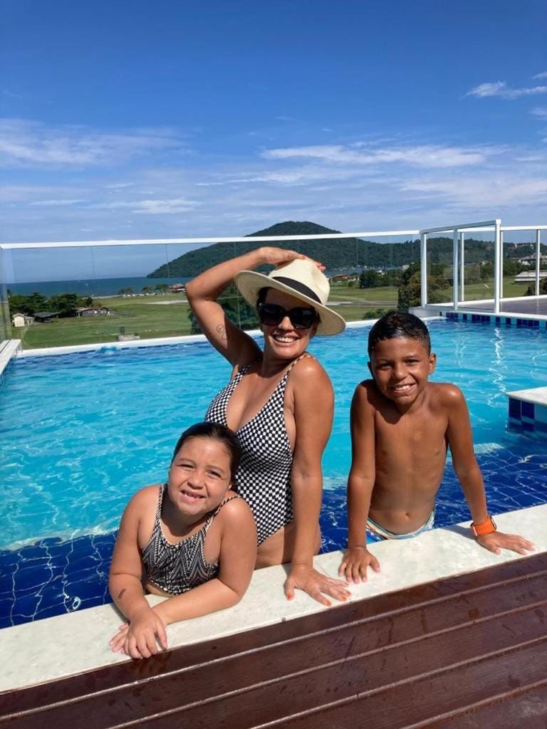 Natural landscape, Swimming pool, children, Family