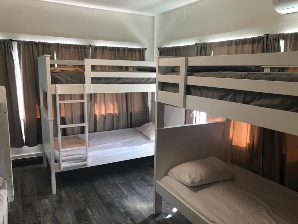 The Wilshire Metro Hostel in San Fernando Valley