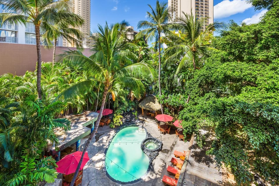 Castle Bamboo Waikīkī Hotel Hotel in Honolulu