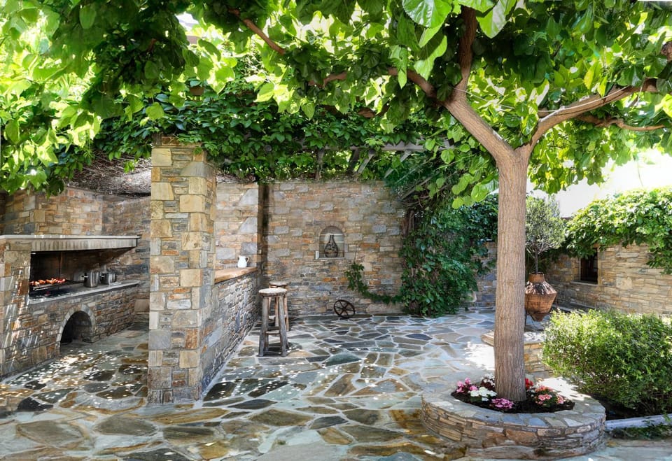 BBQ facilities, Garden