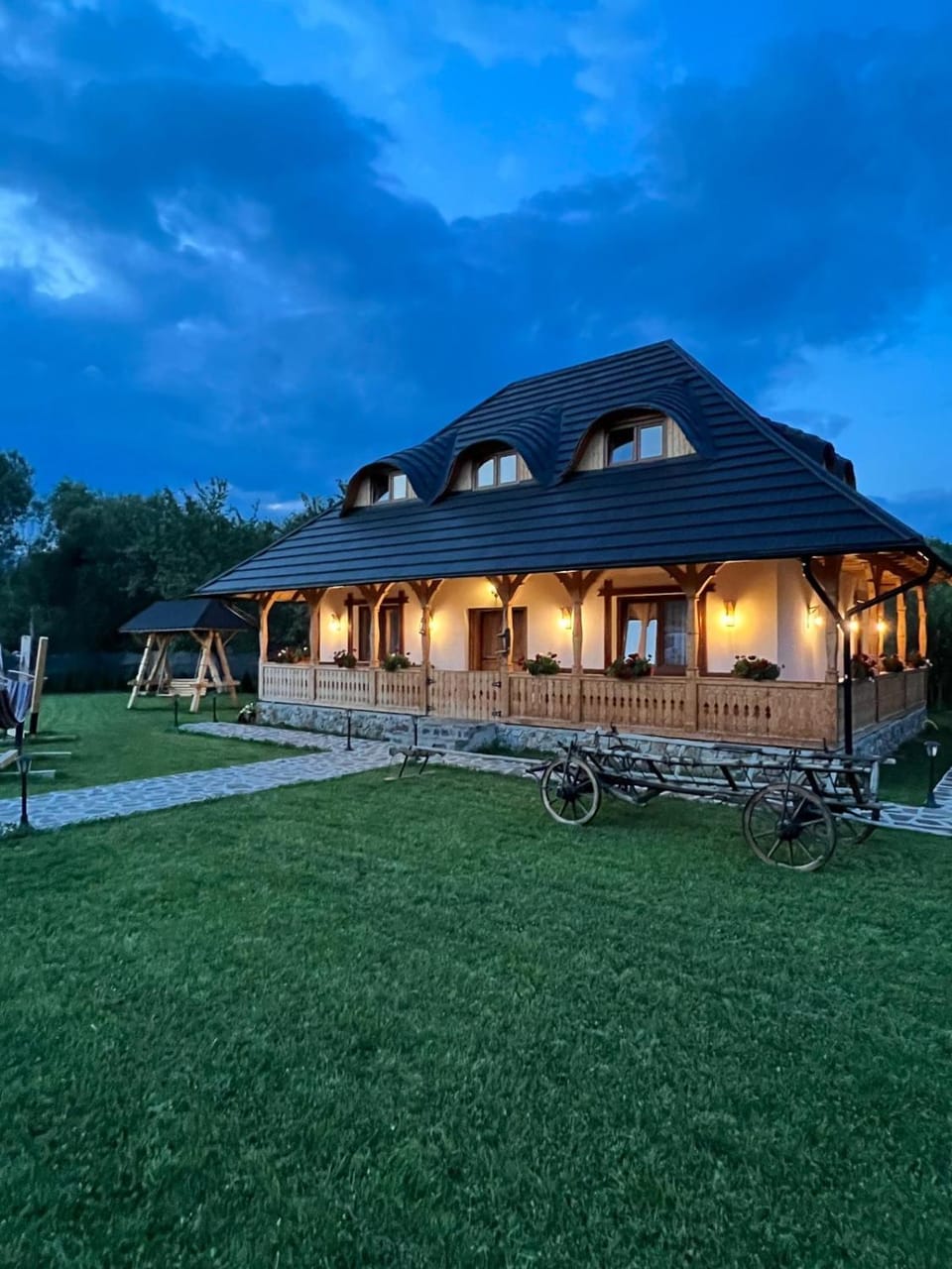 Casa Moroșanului Vișeu de Sus Bed and Breakfast in Romania