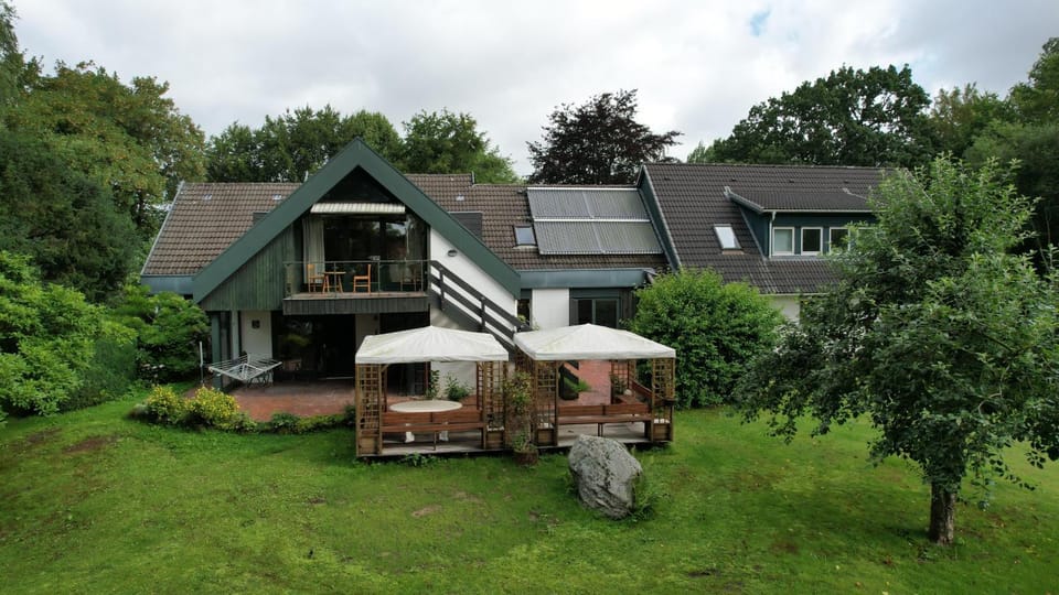 Property building, Garden, Garden view