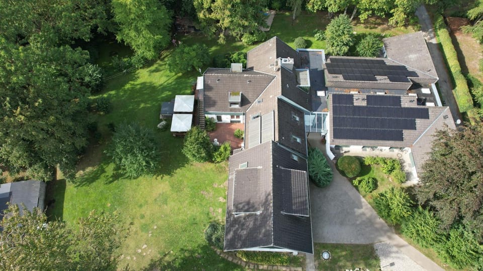 Property building, Bird's eye view