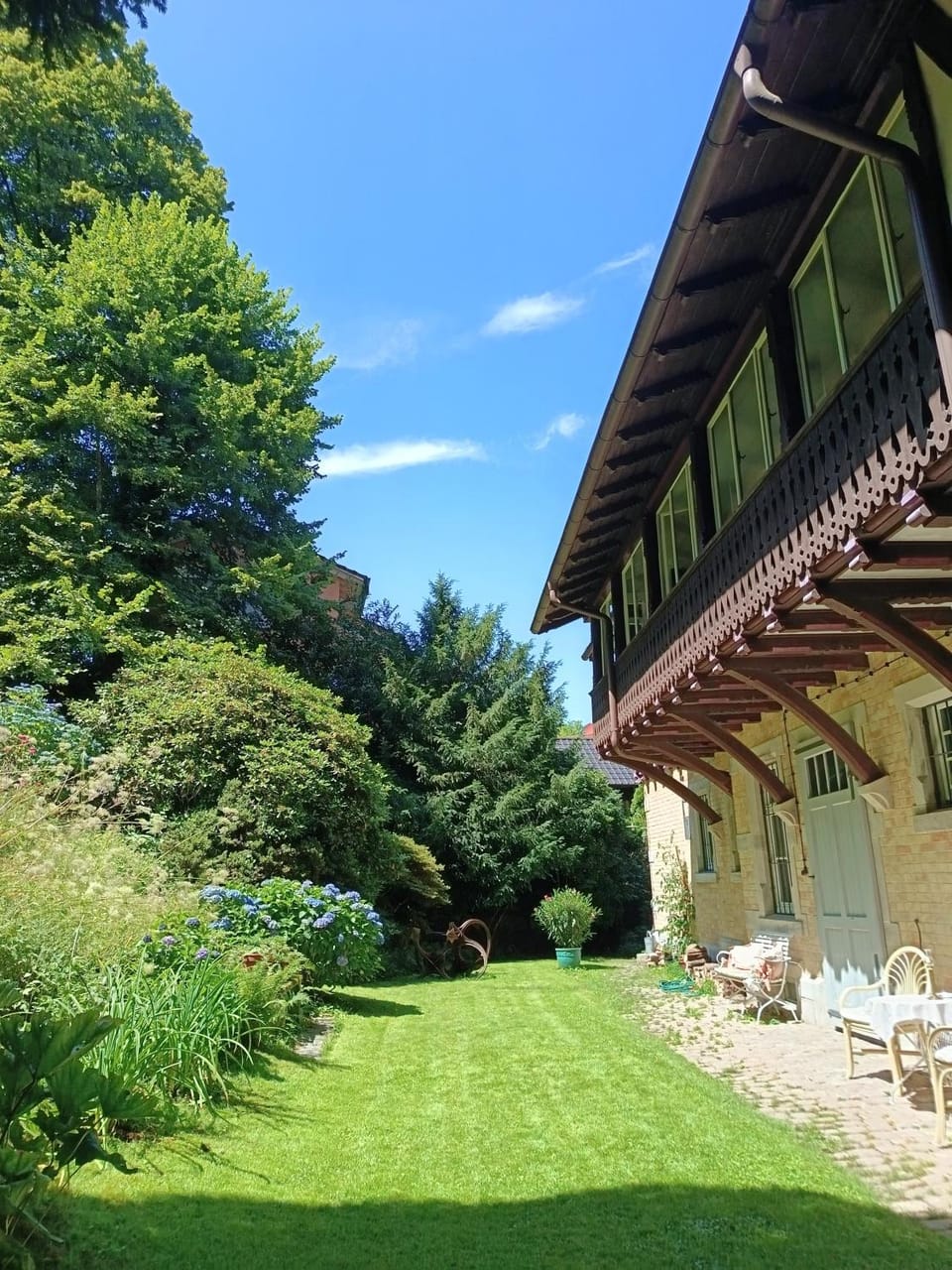 Property building, Natural landscape, Garden