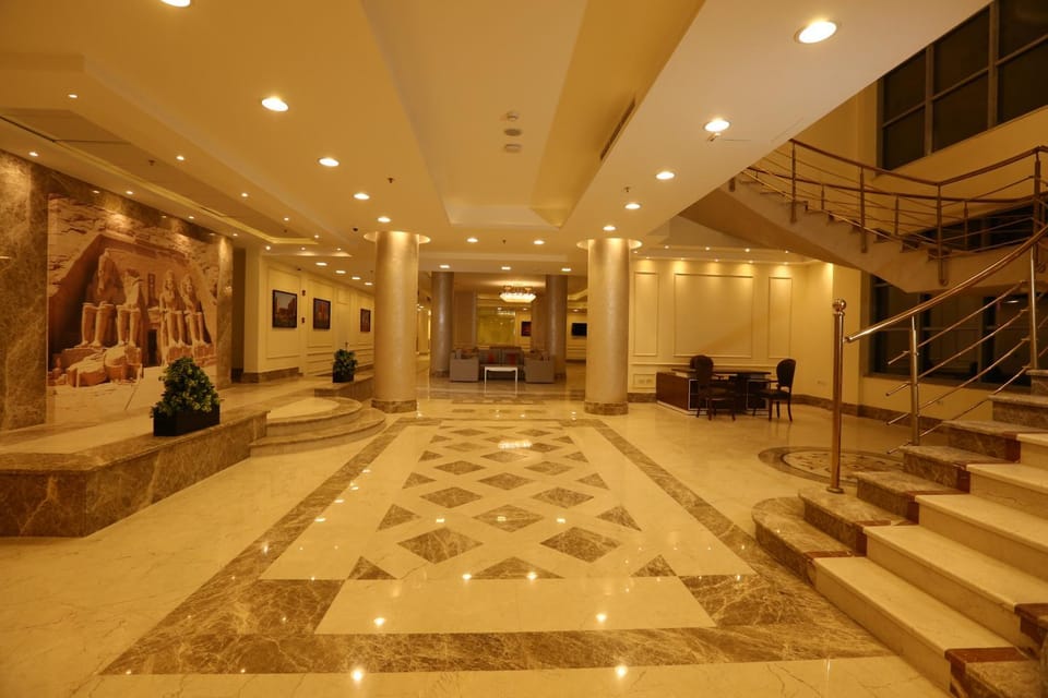 Lobby or reception, Lobby or reception