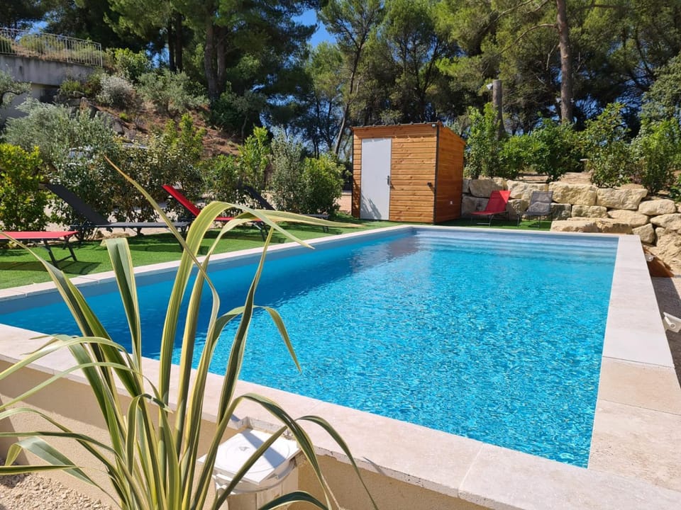 Pool view, Swimming pool