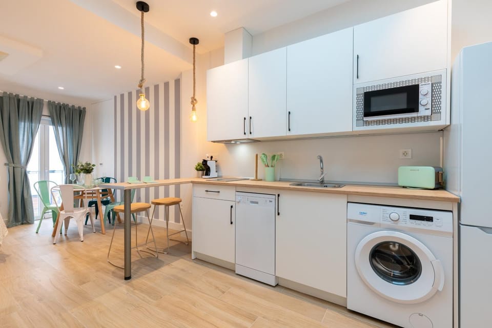 SevilleBnB Group- Santa Barbara Central Suites, Sevilla center Apartment in Seville