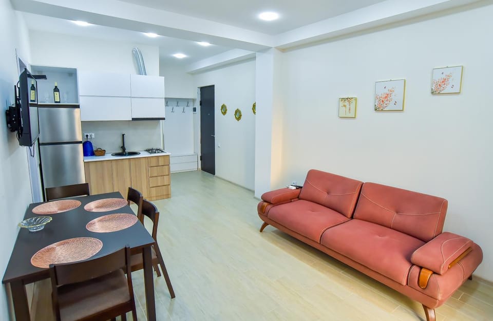 Kitchen or kitchenette, Living room, Dining area