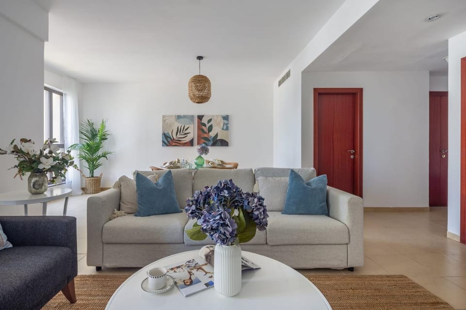 Living room, Other, Seating area, Dining area