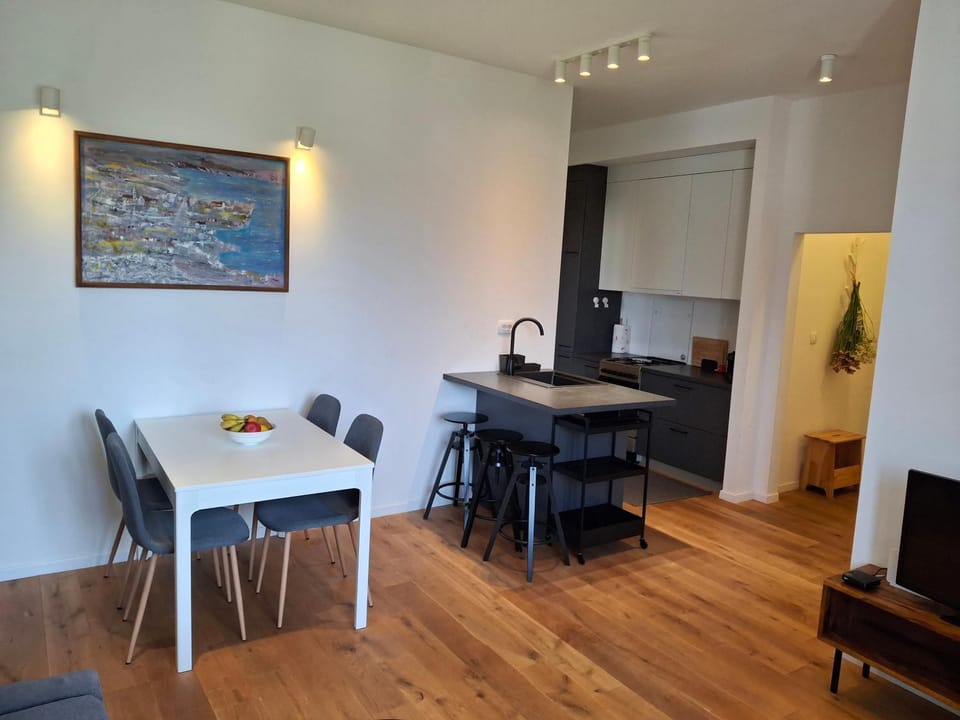 Kitchen or kitchenette, Living room, Dining area